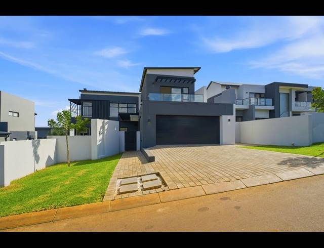 4 BEDROOM HOUSE FOR SALE IN FOUNTAINBROOK ESTATE